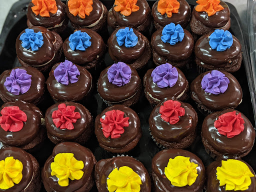 Bakery «Sweet Dream Desserts-Catering», reviews and photos, 1969 Dekalb Ave, Sycamore, IL 60178, USA