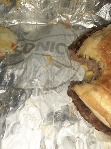 Fast Food Restaurant «Sonic Drive-In», reviews and photos, 7701 Parkway Dr, Leeds, AL 35094, USA