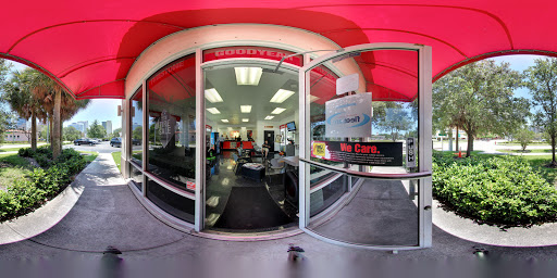 Tire Shop «Tires Plus», reviews and photos, 201 N Federal Hwy, Fort Lauderdale, FL 33301, USA