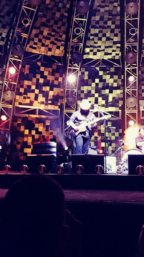 Live Music Venue «Hollywood Casino Amphitheatre - St. Louis», reviews and photos, 14141 Riverport Dr, Maryland Heights, MO 63043, USA