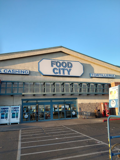 Supermarket «Food City», reviews and photos, 1940 W Indian School Rd, Phoenix, AZ 85015, USA