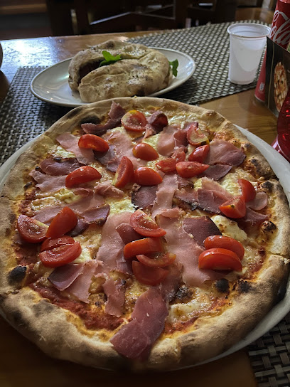The King Pizza - Rruga Xhamia, Durrës, Albania