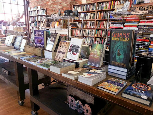 Book Store «Wicked Good Books», reviews and photos, 215 Essex St, Salem, MA 01970, USA