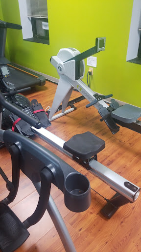 Gym «Olympus Gym», reviews and photos, 201 N Maple Ave #204, Purcellville, VA 20132, USA