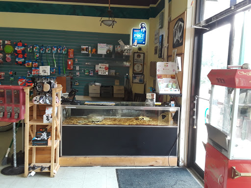 Pet Store «Critters & Co Pet Center», reviews and photos, 11042 WA-525, Clinton, WA 98236, USA