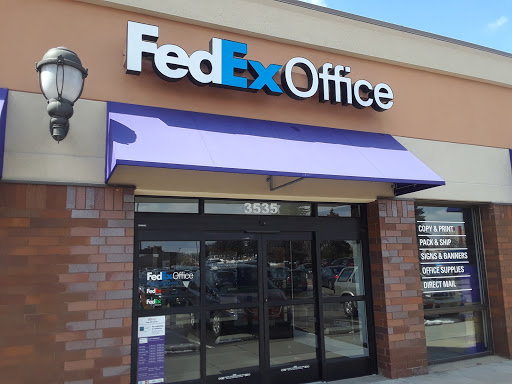 Print Shop «FedEx Office Print & Ship Center», reviews and photos, 3535 Hazelton Rd, Edina, MN 55435, USA
