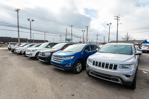 Used Car Dealer «AMC Auto», reviews and photos, 30030 Groesbeck Hwy, Roseville, MI 48066, USA