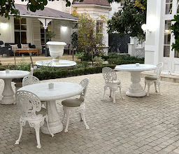 River Manor Boutique Hotel photo