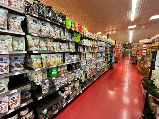 Grocery Store «Whole Foods Market», reviews and photos, 45 Beacon St, Somerville, MA 02143, USA