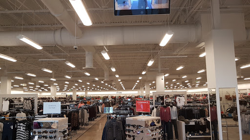 Department Store «Nordstrom Rack The Shoppes at Blackstone Valley», reviews and photos, 70 Worcester-Providence Turnpike, Millbury, MA 01527, USA