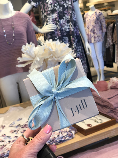 Shopping Mall «Longmeadow Shops», reviews and photos, 666 Bliss Rd # 2, Longmeadow, MA 01106, USA