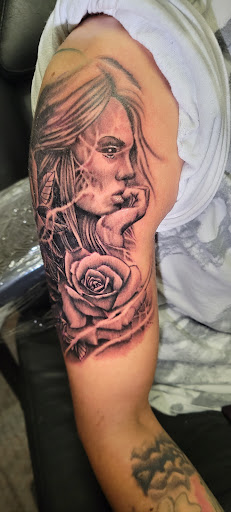 Explore 3 sons tattoo ideas for dad, creative tattoo ideas in Angola, available at Hoodlum Ink