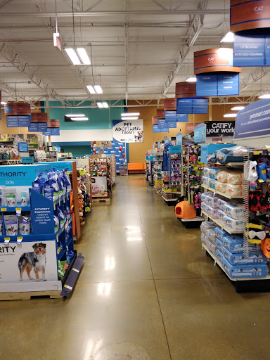 Pet Supply Store «PetSmart», reviews and photos, 8852 Washington Blvd, Pico Rivera, CA 90660, USA