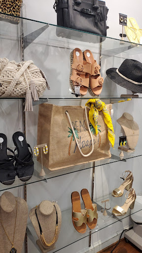 Consignment Shop «Current Boutique - Modern Consignment», reviews and photos, 1009 King St, Alexandria, VA 22314, USA