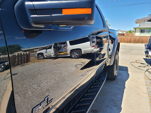Mando's mobil carwash en Fernley
