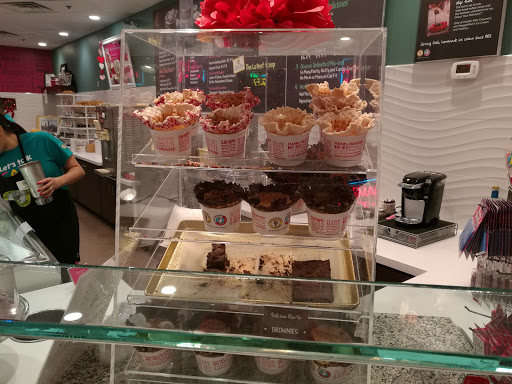 Ice Cream Shop «Marble Slab Creamery», reviews and photos, 3133 S Alameda St #550, Corpus Christi, TX 78404, USA