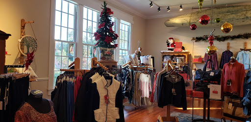 Sporting Goods Store «Flint Creek Outfitters», reviews and photos, 14129 7th St, Dade City, FL 33525, USA