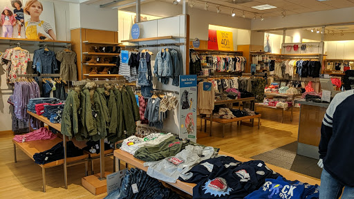 Clothing Store «Gap», reviews and photos, 7430 164th Ave NE, Redmond, WA 98052, USA