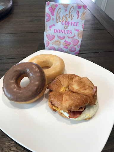 Donut Shop «Sugar Babes Donut Shop», reviews and photos, 2211 Sam Rayburn Hwy, Melissa, TX 75454, USA