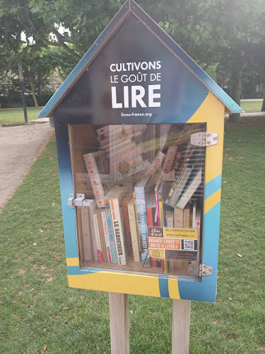 Boîte à Livres Mauriceau à Asnières-sur-Seine