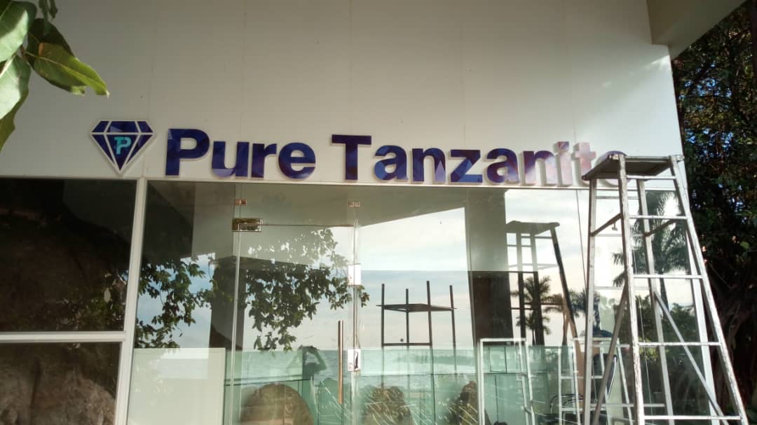 Pure Tanzanite Gem shop
