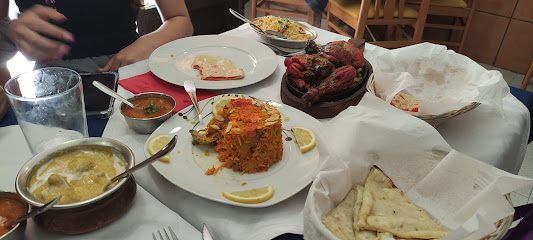 Triveni Indian Cuisine - Carrer del Santíssim, 18, 46780 Oliva, Valencia, Spain