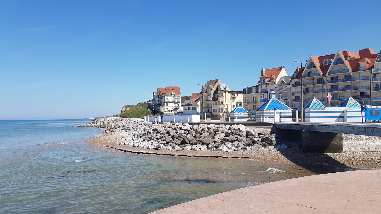 Photo de Plage de Wimereux - bon endroit convivial pour les animaux de compagnie pour les vacances