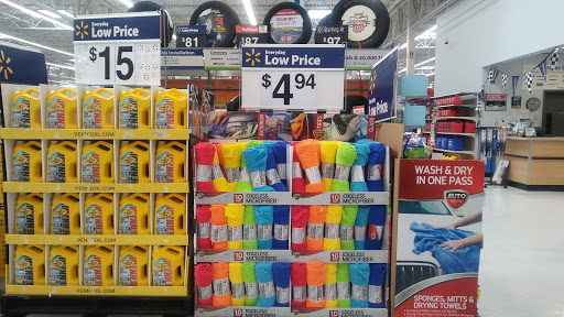 Department Store «Walmart Supercenter», reviews and photos, 3003 N Highway 61, Muscatine, IA 52761, USA