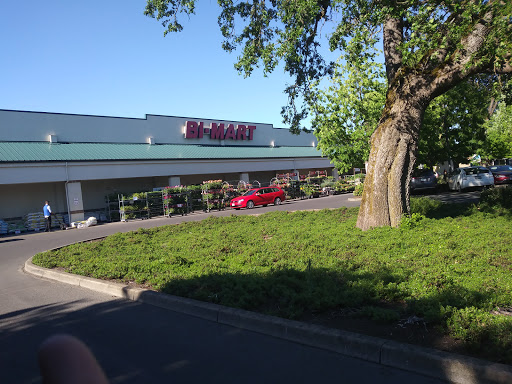 Department Store «BI-MART», reviews and photos, 110 E 6th Ave, Junction City, OR 97448, USA