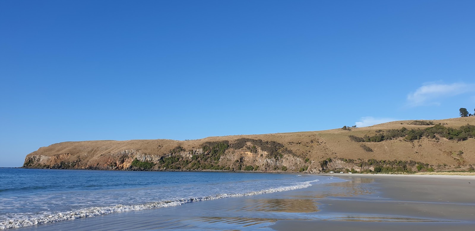 Whareakeake Beach'in fotoğrafı çok temiz temizlik seviyesi ile