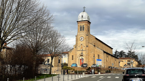 Église catholique Église Saint-Claude Dardilly