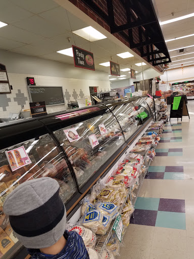 Grocery Store «Country Market», reviews and photos, 11301 Brooklyn Rd, Brooklyn, MI 49230, USA