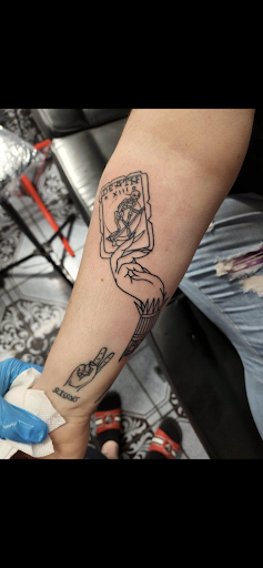 Tattoo Shop «Wizard Tattoo Studio», reviews and photos, 5780 S M L King Jr Pkwy, Beaumont, TX 77705, USA