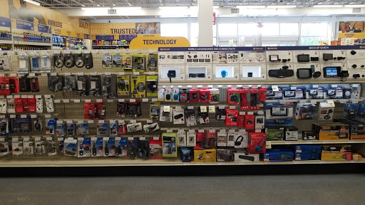 Auto Parts Store «NAPA Auto Parts - Genuine Parts Company», reviews and photos, 9250 NW 58th St, Doral, FL 33178, USA