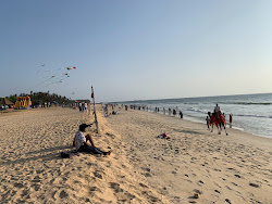Foto di Tannir Bavi Beach con costa lunga e dritta