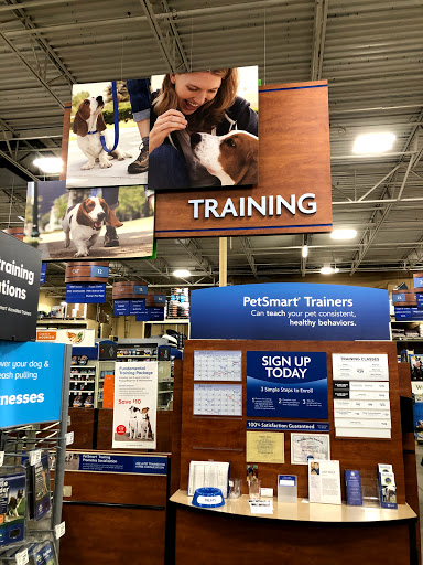 Pet Supply Store «PetSmart», reviews and photos, 1115 Vidina Pl, Oviedo, FL 32765, USA