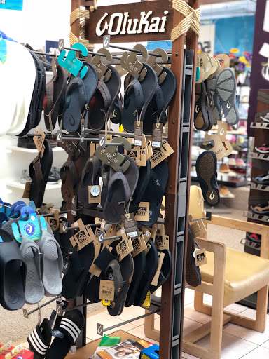 Shoe Store «SAS Shoes», reviews and photos, 44 Miracle Mile, Coral Gables, FL 33134, USA