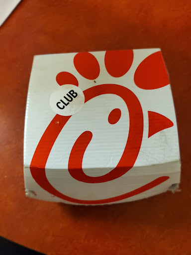 Fast Food Restaurant «Chick-fil-A», reviews and photos, 300 W 1st St, Arlington, TX 76019, USA