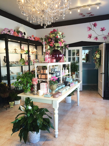 Florist «Petals Floral Design and Gifts», reviews and photos, 202 E Rio Grande Ave, Wildwood, NJ 08260, USA