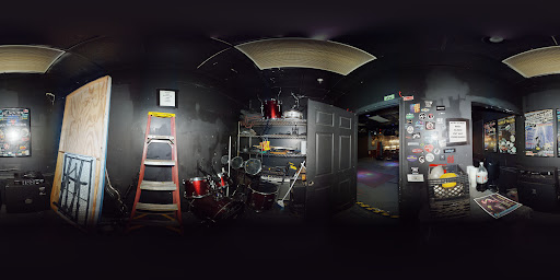 Bar & Grill «Blue Fox Billiards Bar & Grill», reviews and photos, 1160 Millwood Pike, Winchester, VA 22602, USA