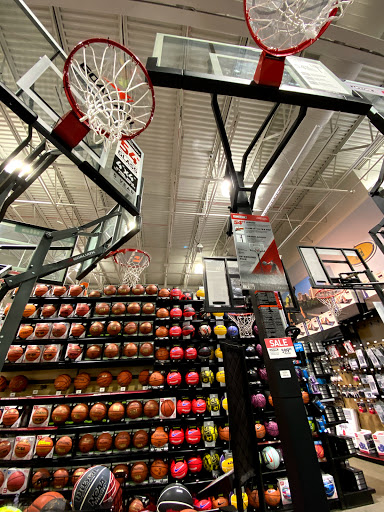 Shopping Mall «Short Pump Town Center», reviews and photos, 11800 W Broad St, Richmond, VA 23233, USA