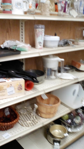 Thrift Store «Valley Thrift Store», reviews and photos, 4301 Dixie Hwy, Fairfield, OH 45014, USA