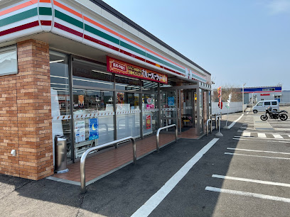 セブンイレブン男鹿船越内子店