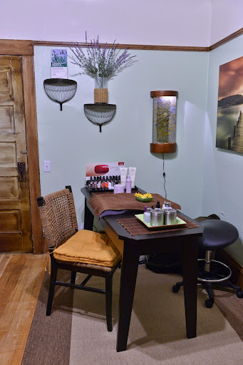 Beauty Salon «Strands Aveda Salon and Spa», reviews and photos, Strands Aveda Salon and Spa, 3271 Folsom Blvd, Sacramento, CA 95816, USA