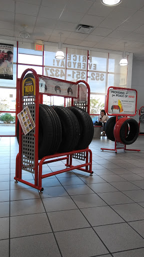 Tire Shop «Discount Tire Store - Ocala, FL», reviews and photos, 2701 SW College Rd #800, Ocala, FL 34474, USA