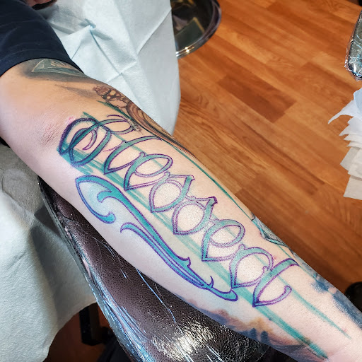 Tattoo Shop «Spellbound Electric Tattoos», reviews and photos, 201 N Santa Fe Ave, Pueblo, CO 81003, USA