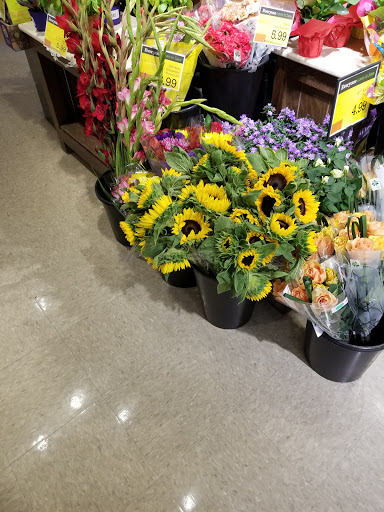 Supermarket «Price Chopper», reviews and photos, 555 E Main St, Little Falls, NY 13365, USA