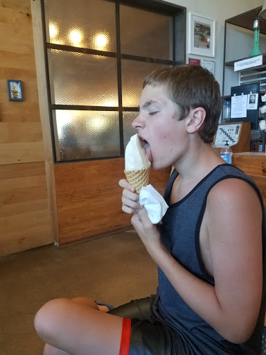 Ice Cream Shop «Cow Tipping Creamery», reviews and photos, 4715 S Lamar Blvd, Austin, TX 78745, USA