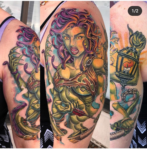 Tattoo Shop «Illuminati Tattoo Parlor», reviews and photos, 10214 SE Mill Plain Blvd Suite B, Vancouver, WA 98664, USA