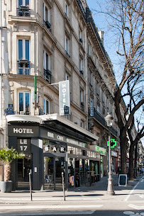 Extérieur du Restaurant LE 17 Hotel Cafe à Paris - n°15